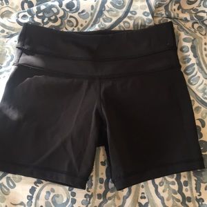 Lululemon Spandex Shorts size 4